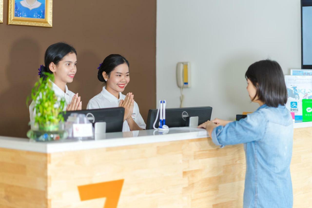 7 Days Premium Hotel Phnom Penh Luaran gambar